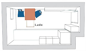 Kleine Kche. Lageplan. Tisch mit geffneter Lade in Aufsicht