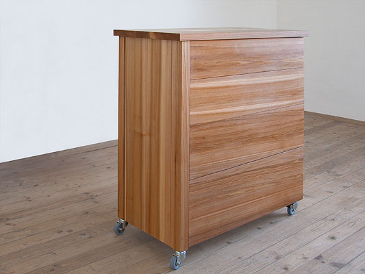 Rollschrank als Sideboard oder Anrichte.